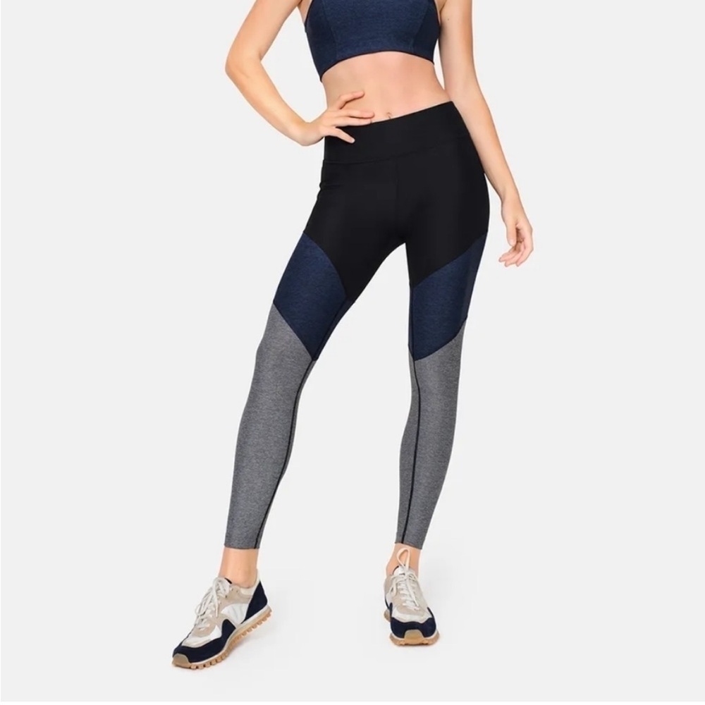 Outdoor Voices 7/8 Spring Leggings Size L Black/Blue/Grey